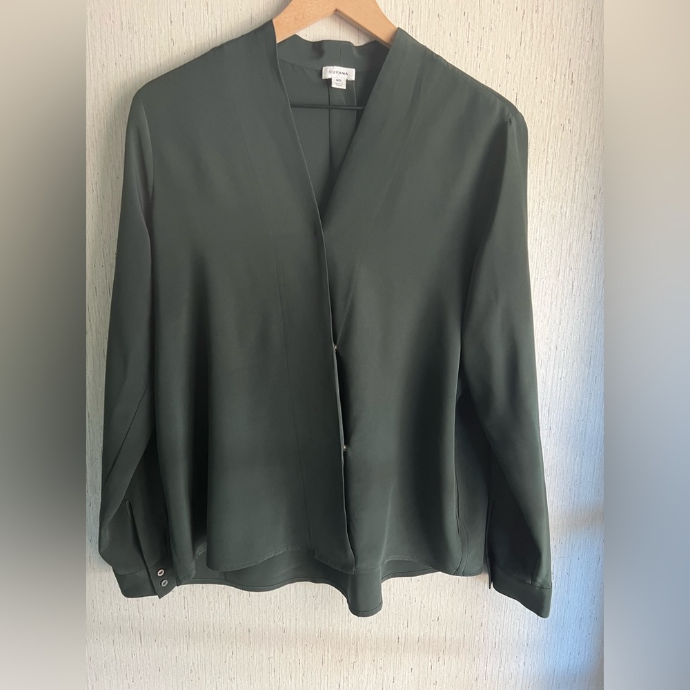 Cuyana 100% Silk Long Sleeve Wrap Blouse Green Size M